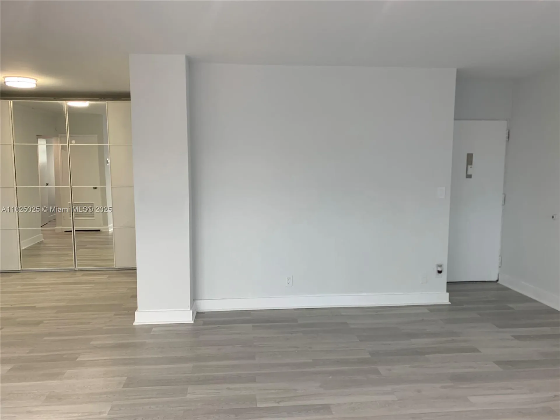 2555 NE 11th Street Fort Lauderdale FL 33304