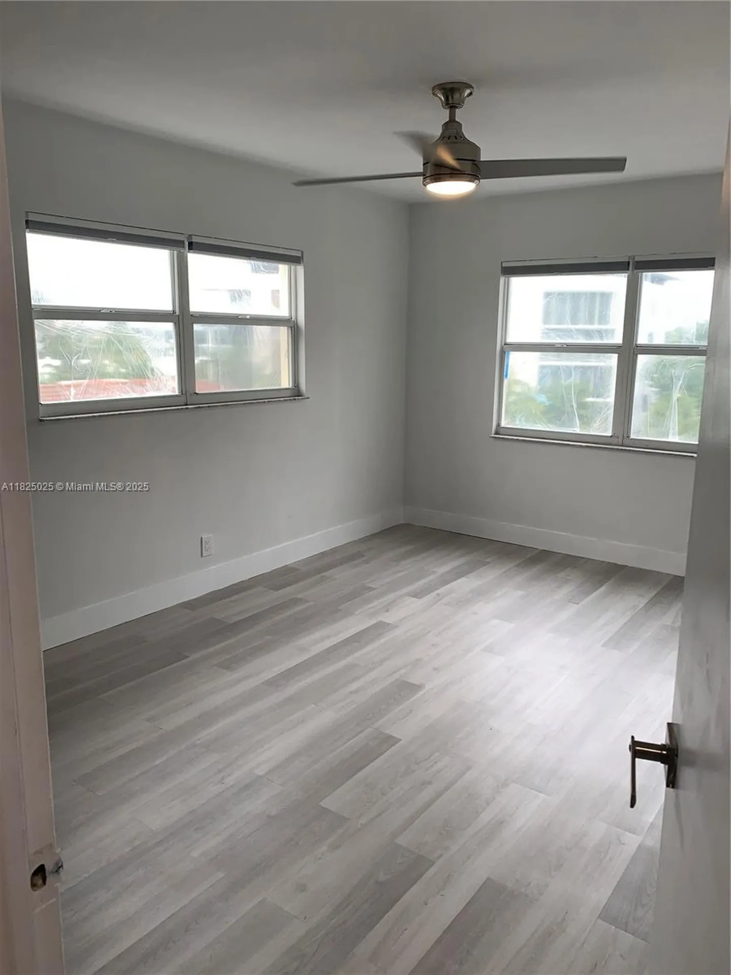 2555 NE 11th Street Fort Lauderdale FL 33304