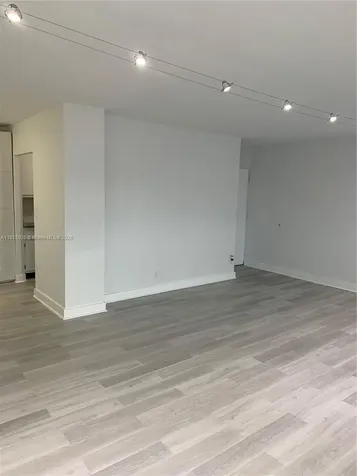 2555 NE 11th Street Fort Lauderdale FL 33304