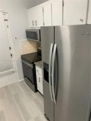 2555 NE 11th Street Fort Lauderdale FL 33304