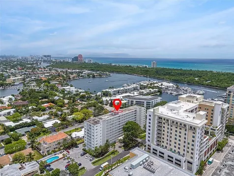 2555 NE 11th Street Fort Lauderdale FL 33304