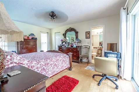 2357 NW 92nd Avenue Coral Springs FL 33065
