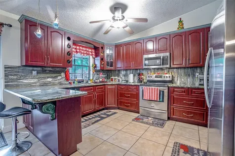 2357 NW 92nd Avenue Coral Springs FL 33065