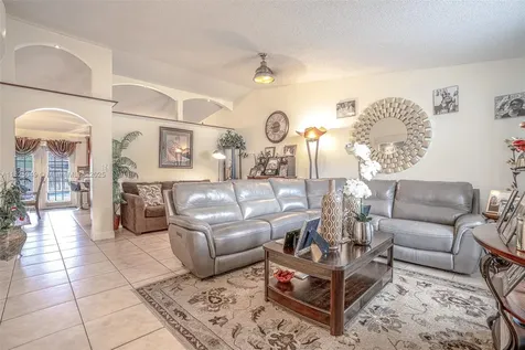 2357 NW 92nd Avenue Coral Springs FL 33065