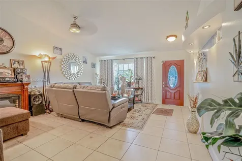 2357 NW 92nd Avenue Coral Springs FL 33065