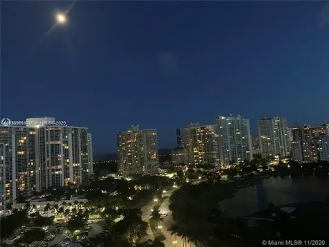 3625 N Country Club Drive Aventura FL 33180