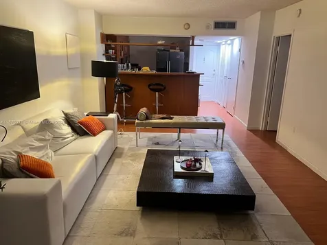 3625 N Country Club Drive Aventura FL 33180