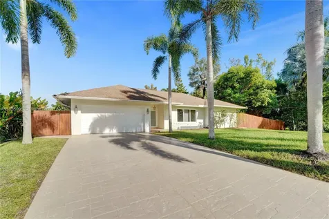 2171 NW 123rd Avenue Plantation FL 33323