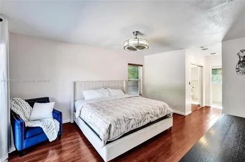 2171 NW 123rd Avenue Plantation FL 33323
