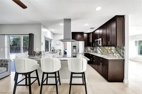 2171 NW 123rd Avenue Plantation FL 33323