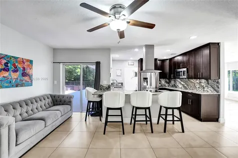 2171 NW 123rd Avenue Plantation FL 33323