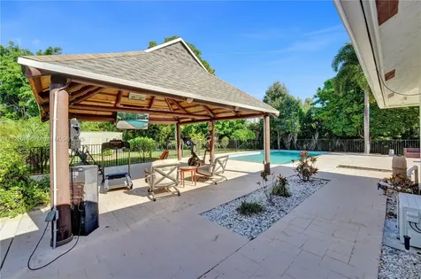 2171 NW 123rd Avenue Plantation FL 33323