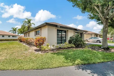 4764 Greentree Crescent Boynton Beach FL 33436