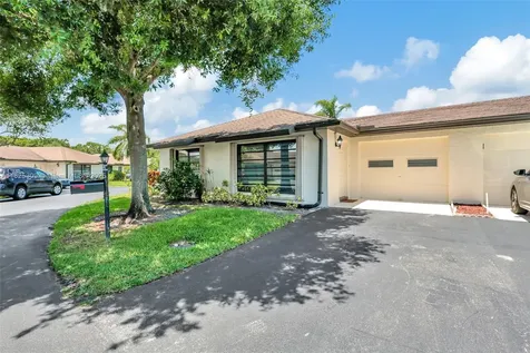 4764 Greentree Crescent Boynton Beach FL 33436