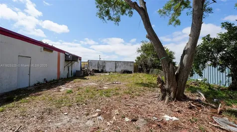 4231 N Dixie Highway Oakland Park FL 33334