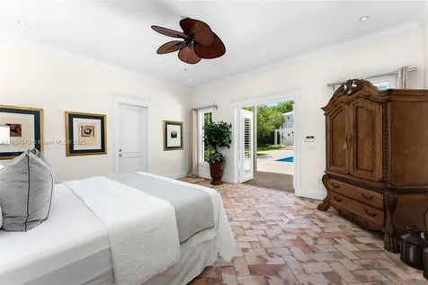 7415 SW 49th Place Miami FL 33143