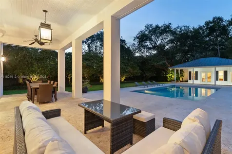 7415 SW 49th Place Miami FL 33143