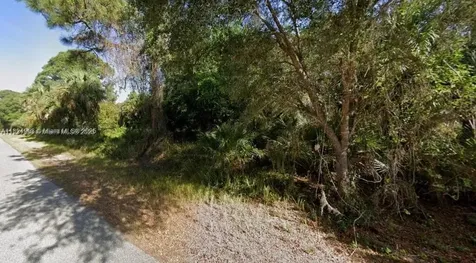18404 Jefferson Avenue Port Charlotte FL 33954