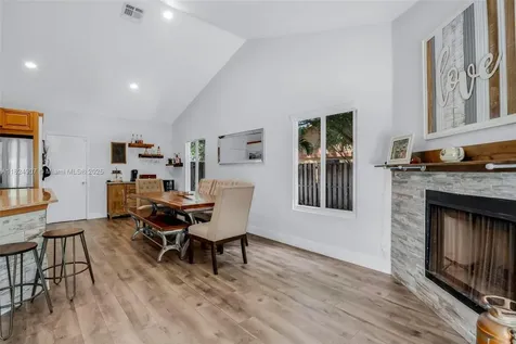 15904 W Wind Circle Sunrise FL 33326