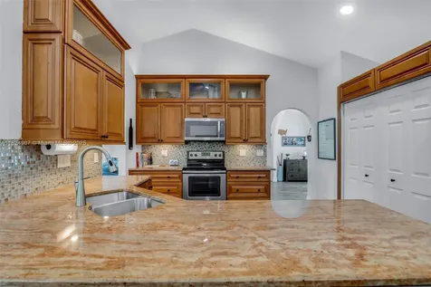 15904 W Wind Circle Sunrise FL 33326