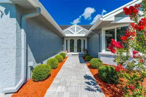 15904 W Wind Circle Sunrise FL 33326