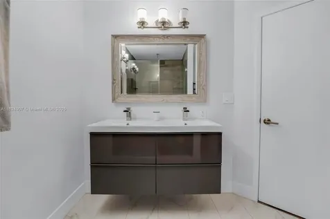 15904 W Wind Circle Sunrise FL 33326