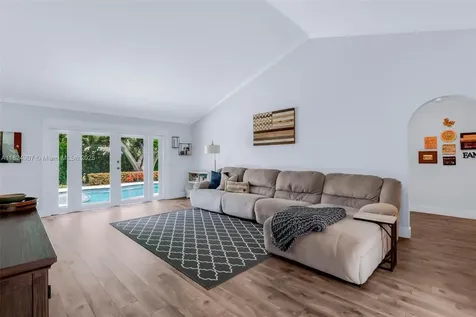 15904 W Wind Circle Sunrise FL 33326