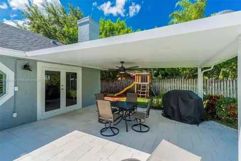 15904 W Wind Circle Sunrise FL 33326