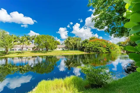 15904 W Wind Circle Sunrise FL 33326
