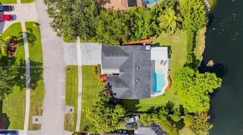 15904 W Wind Circle Sunrise FL 33326