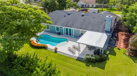 15904 W Wind Circle Sunrise FL 33326