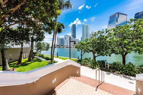 801 Brickell Key Boulevard Miami FL 33131