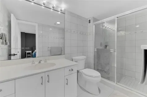 2000 S Ocean Boulevard Lauderdale By The Sea FL 33062