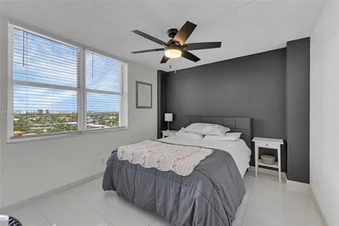 2000 S Ocean Boulevard Lauderdale By The Sea FL 33062