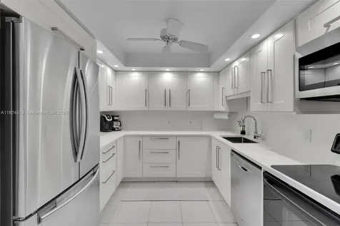 2000 S Ocean Boulevard Lauderdale By The Sea FL 33062