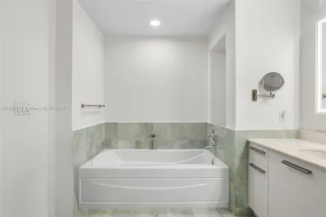 1060 Brickell Avenue Miami FL 33131