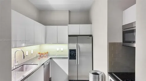 1060 Brickell Avenue Miami FL 33131