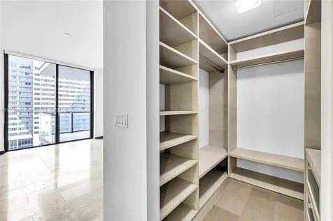 88 SW 7th Street Miami FL 33130