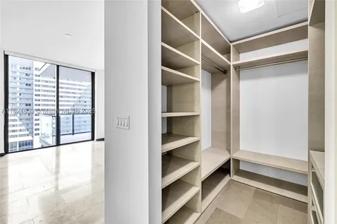 88 SW 7th Street Miami FL 33130