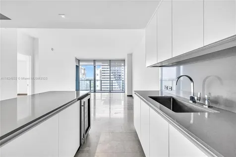 88 SW 7th Street Miami FL 33130
