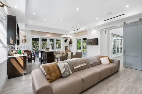 6790 SW 72nd Court Miami FL 33143