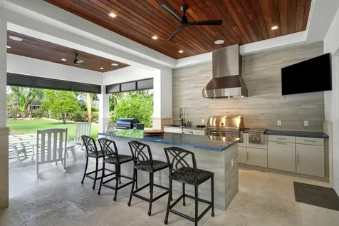 6790 SW 72nd Court Miami FL 33143
