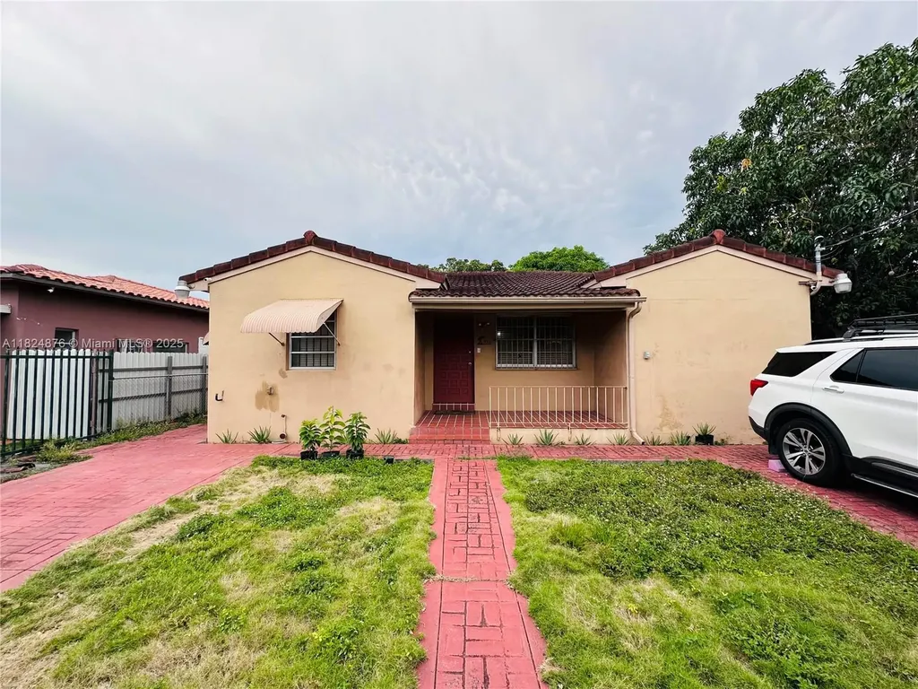 520 NW 23rd Avenue Miami FL 33125