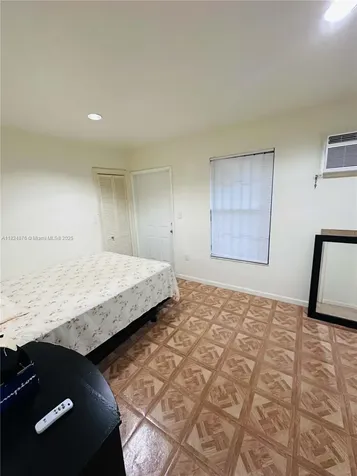 520 NW 23rd Avenue Miami FL 33125