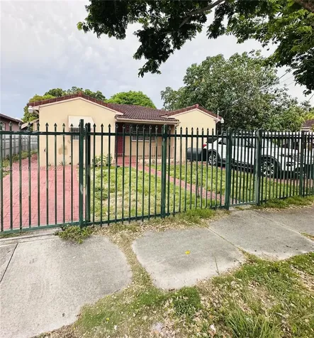 520 NW 23rd Avenue Miami FL 33125
