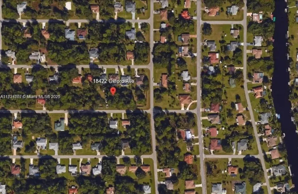 18422 Oxford Avenue Port Charlotte FL 33948