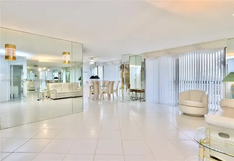 3530 Mystic Pointe Drive Aventura FL 33180