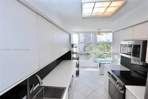 3530 Mystic Pointe Drive Aventura FL 33180