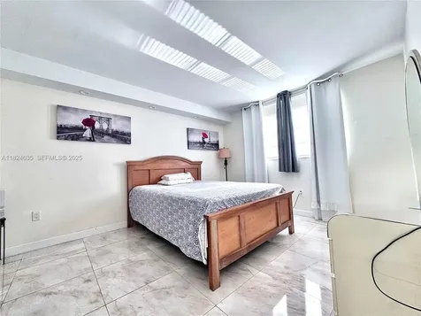 2930 Point East Drive Aventura FL 33160