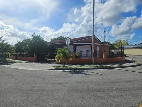 2327 SW 1st Street Miami FL 33135
